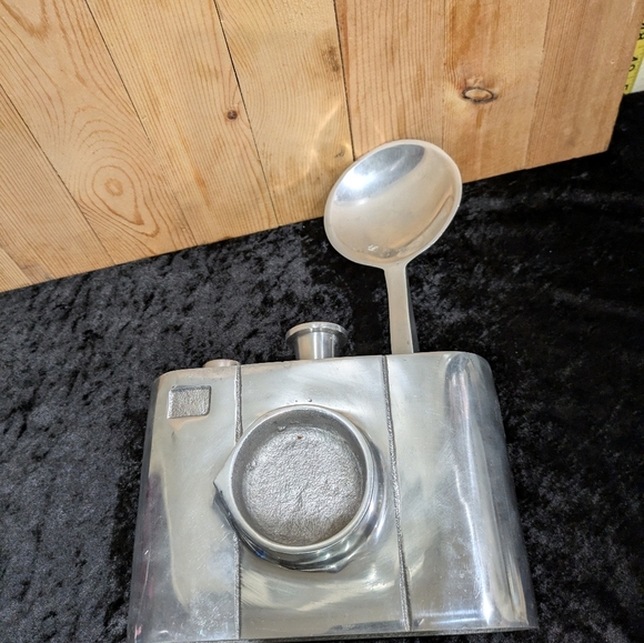 three Hands Corp. Silver Camera-Shaped Kitchen Utensil Holder - Picture 6 of 7